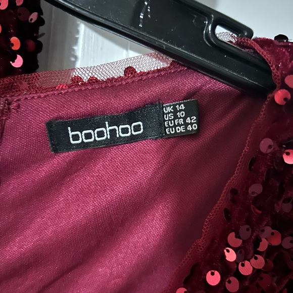 Boohoo Sequin romper *TALL* - Picture 2 of 4